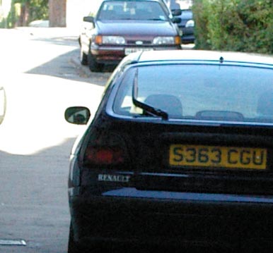 *ist D crop 1:1 ISO 1600, no sharpening