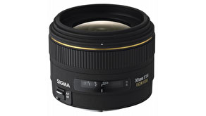 1519: Sigma announces the new 30mm F1.4 EX DC HSM lens.