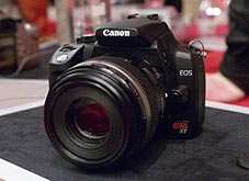 1587: dpnow interviews Canon camera R&D team