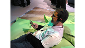 1763: Nokia reinforces grip on camera phone market