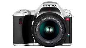1851: Pentax announces the Pentax *istDL digital SLR camera
