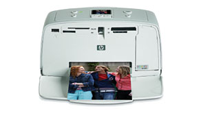 1902: Compact HP Photosmart printer features panorama printing