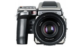 2096: Hasselblad launches the next generation of professional photography