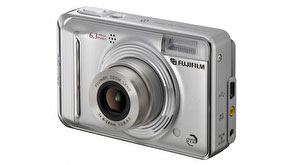 2424: Fujifilm FinePix A600 Zoom: entry level moves up a level