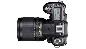 2892: Nikon launches 10MP D80 DSLR