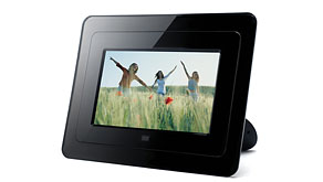 3718: Mustek announces new product series presenting digital picture frame PF-D800