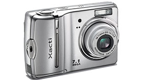 3827: Sanyo announce Xacti S70