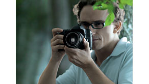 6509: Carl Zeiss presents the Distagon T* 2/35 with EF bayonet