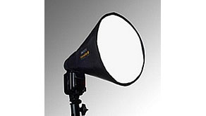7109: HONL  PHOTO introduce the TRAVELLER8 softbox