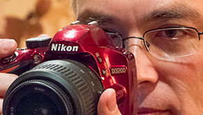 8655: Nikon D3200 hands-on preview