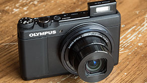 9122: Olympus Stylus XZ-10 brief hands-on preview