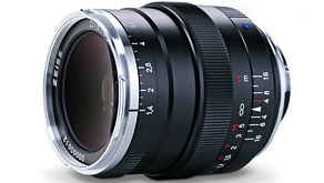 9530: The New ZEISS Distagon T* 1,4/35 ZM for Professional Reportage Photography 