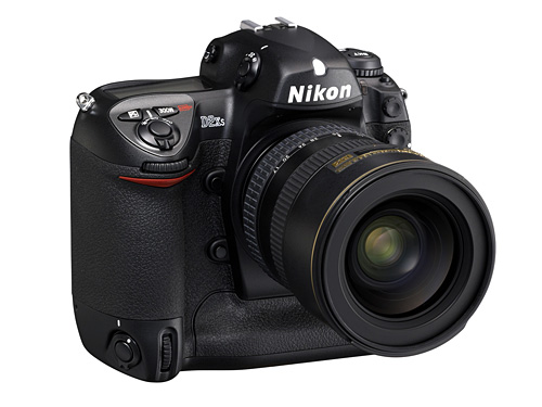The new Nikon D2xs looks very similar to the D2x it replaces.